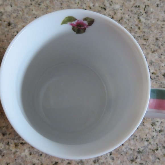 Valerie PFEIFFER Porcelain Cup Floral 8 oz. Capacity (224C) - Picture 4 of 5